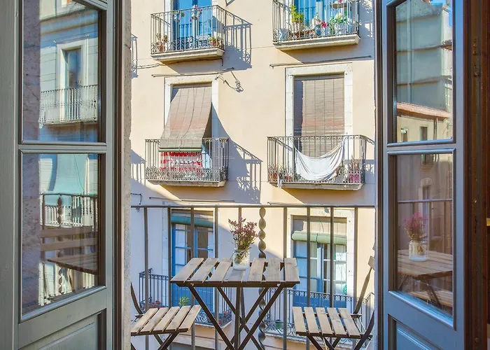 아파트 Flateli Cort Reial
